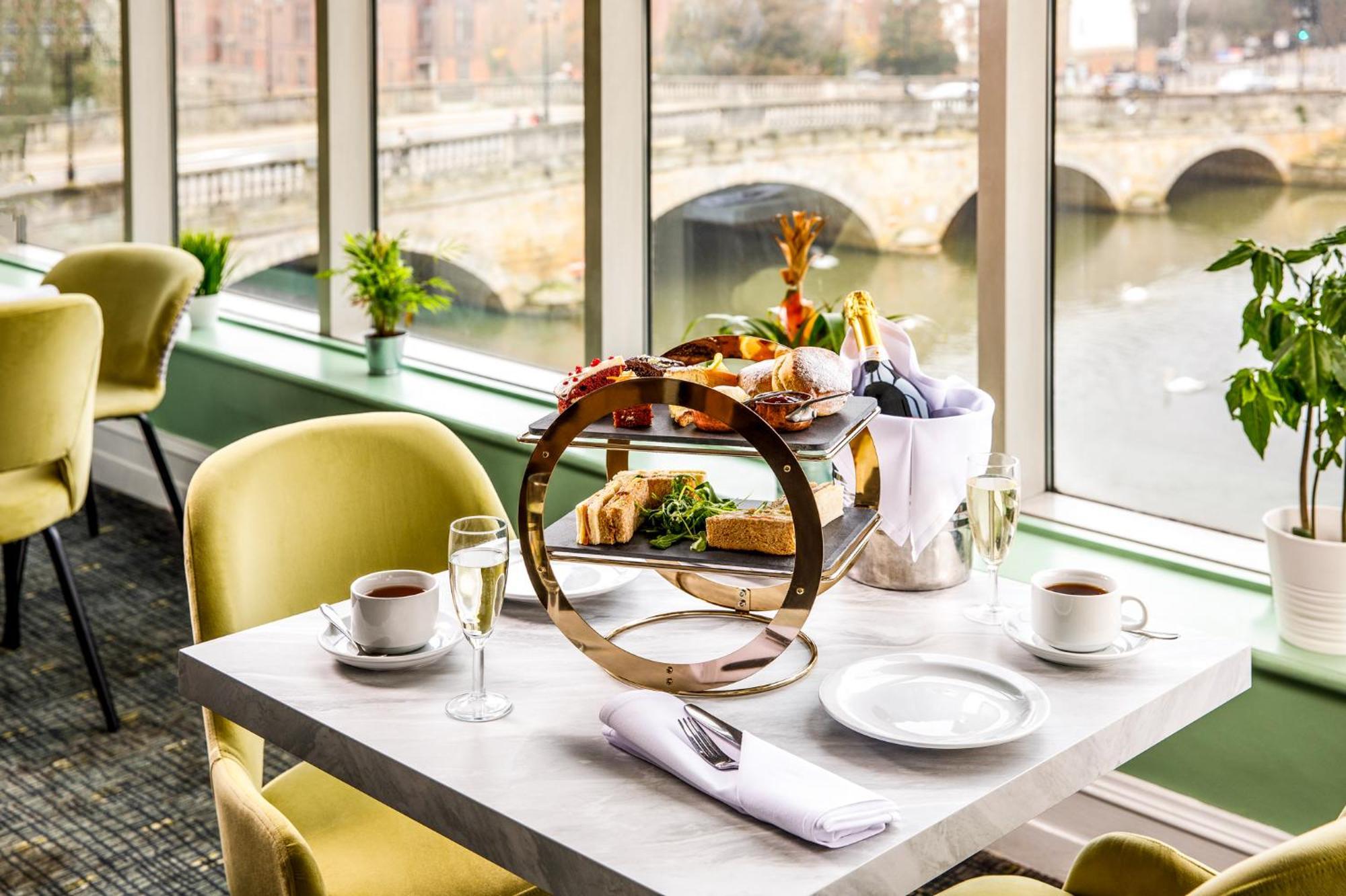Mercure Bedford Centre Hotel Ngoại thất bức ảnh