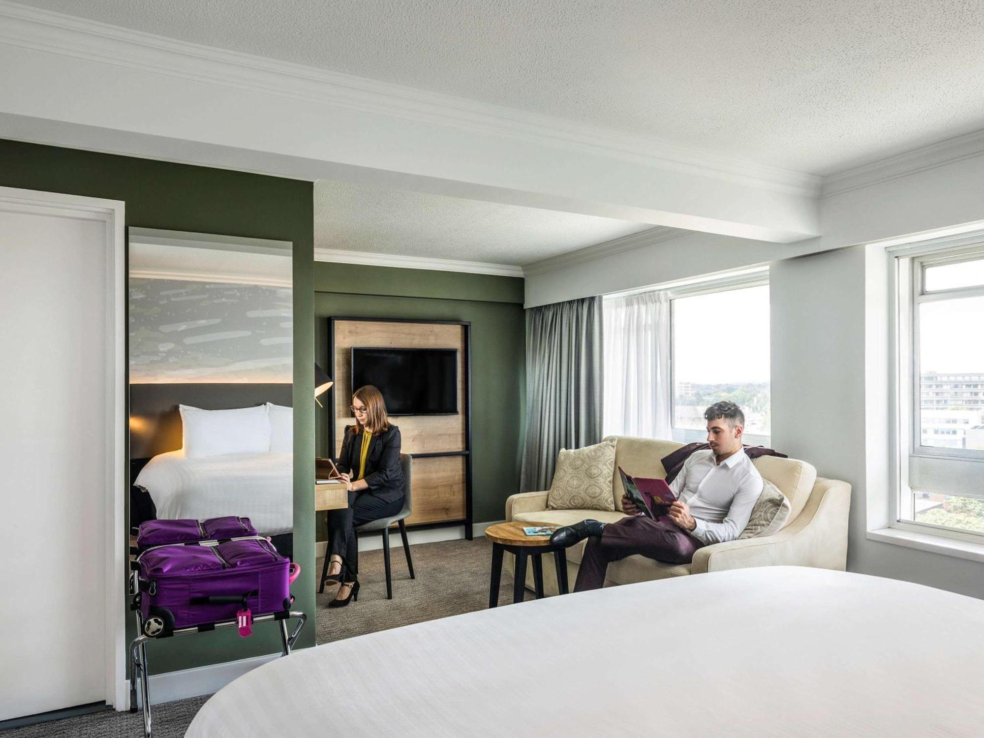 Mercure Bedford Centre Hotel Ngoại thất bức ảnh