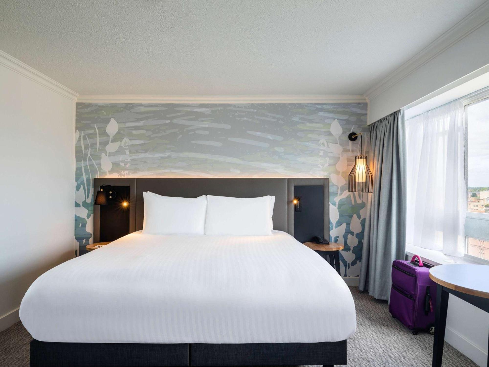 Mercure Bedford Centre Hotel Ngoại thất bức ảnh